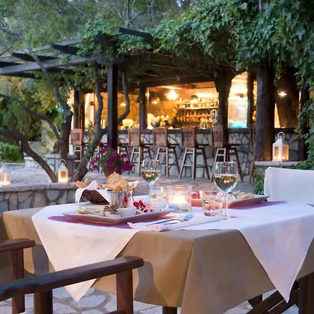 Mousses - Bifamiliare Terpsichore Villa Lefkada City